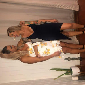 Meet your Posher, Cassandra